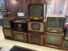 Vanaaegsete televiisorite kollektsioon