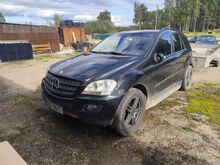 Mercedes-Benz ML320