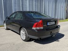 Volvo S60 Momentum 2.4 D5 120kW, РАССРОЧКА