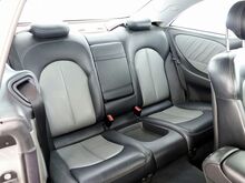 Mercedes-Benz CLK 320