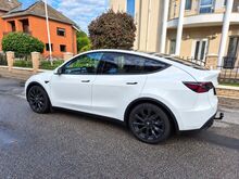 Tesla Model Y 378кВт AWD сцепное устройство