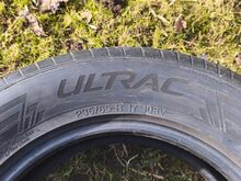 Suverehvid Vredestein 235/65 R17,