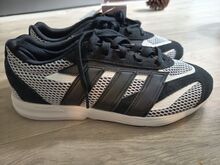 Adidase tossud