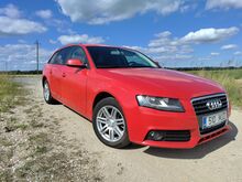AUDI A4 125kW S-line B8 tulipunane pilgupüüdja