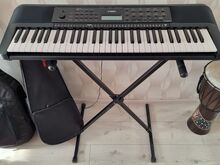 Yamaha süntesaator + Stagg X statiiv