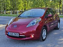 Nissan Leaf elektriauto rent
