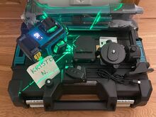 4D laser / 2 akut ja laadija / pult / statiiv
