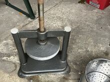 Väike mahlapress