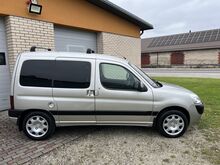 REG HINNAS Peugeot Partner 1,6 80kw, 181 740km