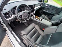 VOLVO V60 T6 AWD R-DESIGN RECHARGE AWD