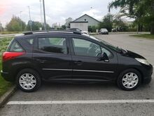 Peugeot 207 2012 1,4 бензин
