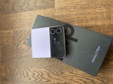 Samsung Galaxy Z Flip 4