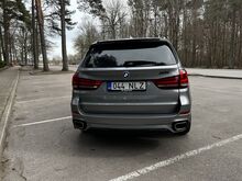 BMW  X5