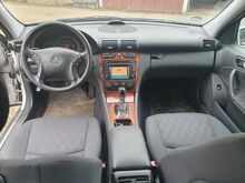 Mercedes-Benz C240 4MATIC, пробег 120500 км