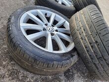 Оригинальные диски VW с летней резиной R17 5x112