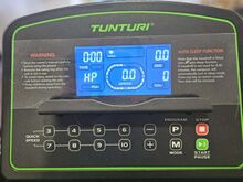 Беговая дорожка Беговая дорожка TUNTURI Cardio Fit T35