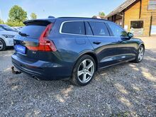 Volvo V60  2022