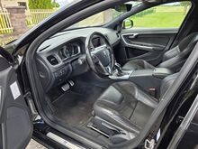 Volvo V60 2.4 162kW Twin Engine R-Design Facelift