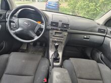 Toyota Avensis T25