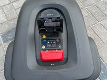 Uueväärne kaablivaba mururobot Stiga A3000 4500m2