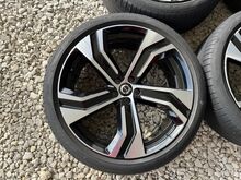 Volvo R-design 22” originaal veljed+suverehvid