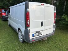 Renault trafic 2.0 diisel 84kw manuaal