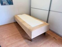 Кушетки разной цены и размера