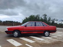 Audi 100 c3