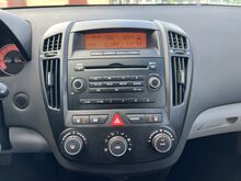 KIA CEED 1,4 80кВт, РЕГ. ОПЛАЧЕНА, ПРОБЕГ 90227 км