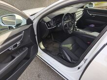 Volvo V90 2017, 2.0 110kW, nelikvedu