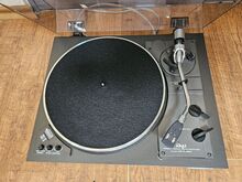 Akai Akai AP-206 2-скоростной проигрыватель с прямым приводом