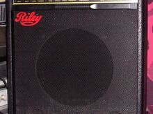 Basskitarri võimendi Riley XB30
