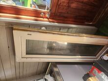 Lahtikäiv aken 145× 52