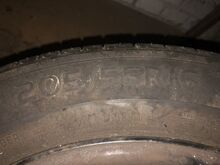 Toyota Auris plekkveljed suverehvidega.