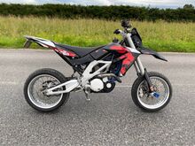 Müüa Aprilia SXV550 53kw Supermoto