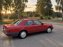 1989 Mercedes Benz 300D W124 OM603 83kw 5-k manual