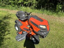Murutraktor Husqvarna YTH24V48
