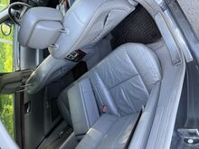 Mercedes-Bens S320