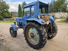 Traktor BELARUS MTZ-82