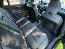 Volvo V60 R-Design 2.0 257 кВт AWD