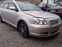 Toyota Avensis 2.2 T25