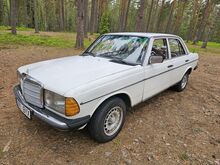 MERCEDES-BENZ 240 D (W123)