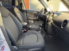 MINI Countryman Cooper ALL4 4x4