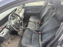 Honda FR-V