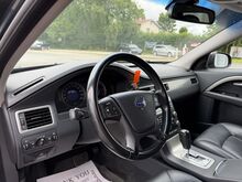 Volvo V70 Facelift 2.4 R5 D5 129kW, JÄRELMAKS!