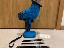 Tiigersaag + 4 tera 18V Makita akule