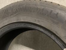 Naastrehv 4tk Continental Ice Contact 2 215/65/17