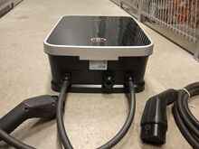 ABL eMH3 dual EV laadija 22 kW  2x Type 2 kaabliga