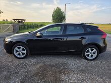 Volvo V40 Kinetic 1.6 D2 84kW, reg. tasu makstud!