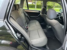 BMW 318D E46 Touring 2.0 85кВт дизель механика 2003